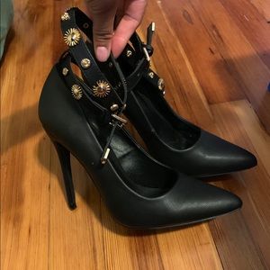 Black ankle cuff heels
